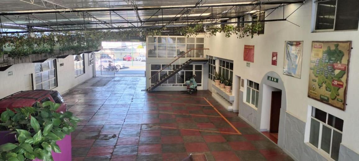 Hotel Avenida Ixmiquilpan Extérieur photo