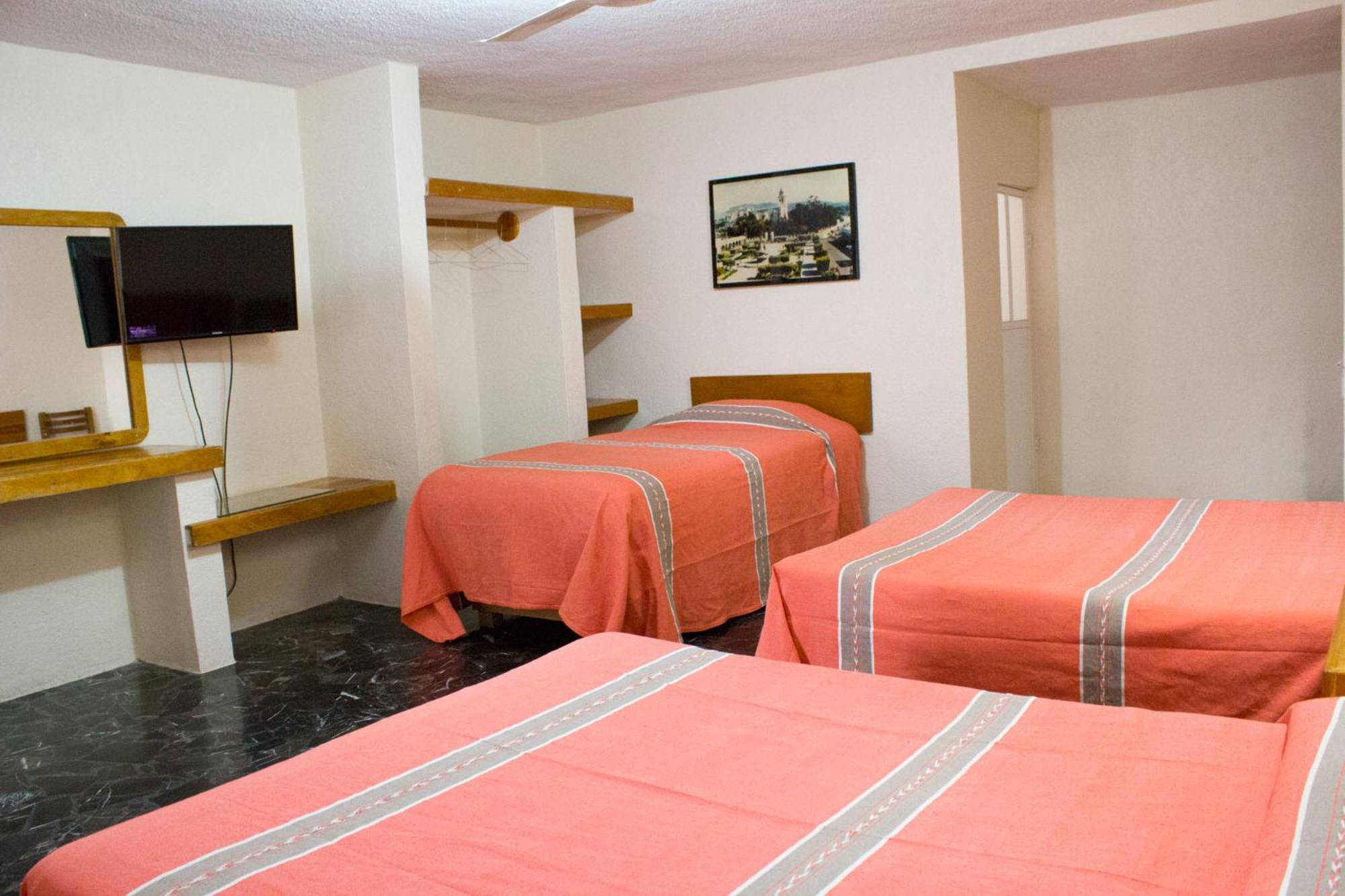 Hotel Avenida Ixmiquilpan Extérieur photo